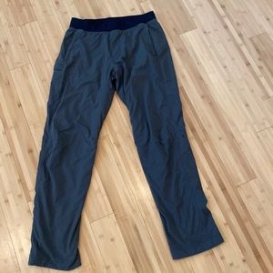 Lululemon tech joggers